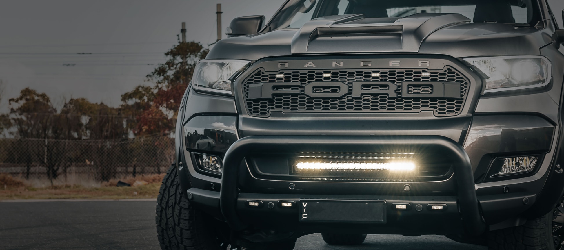 Ford Ranger 15-18 Lower Grill Light Bar